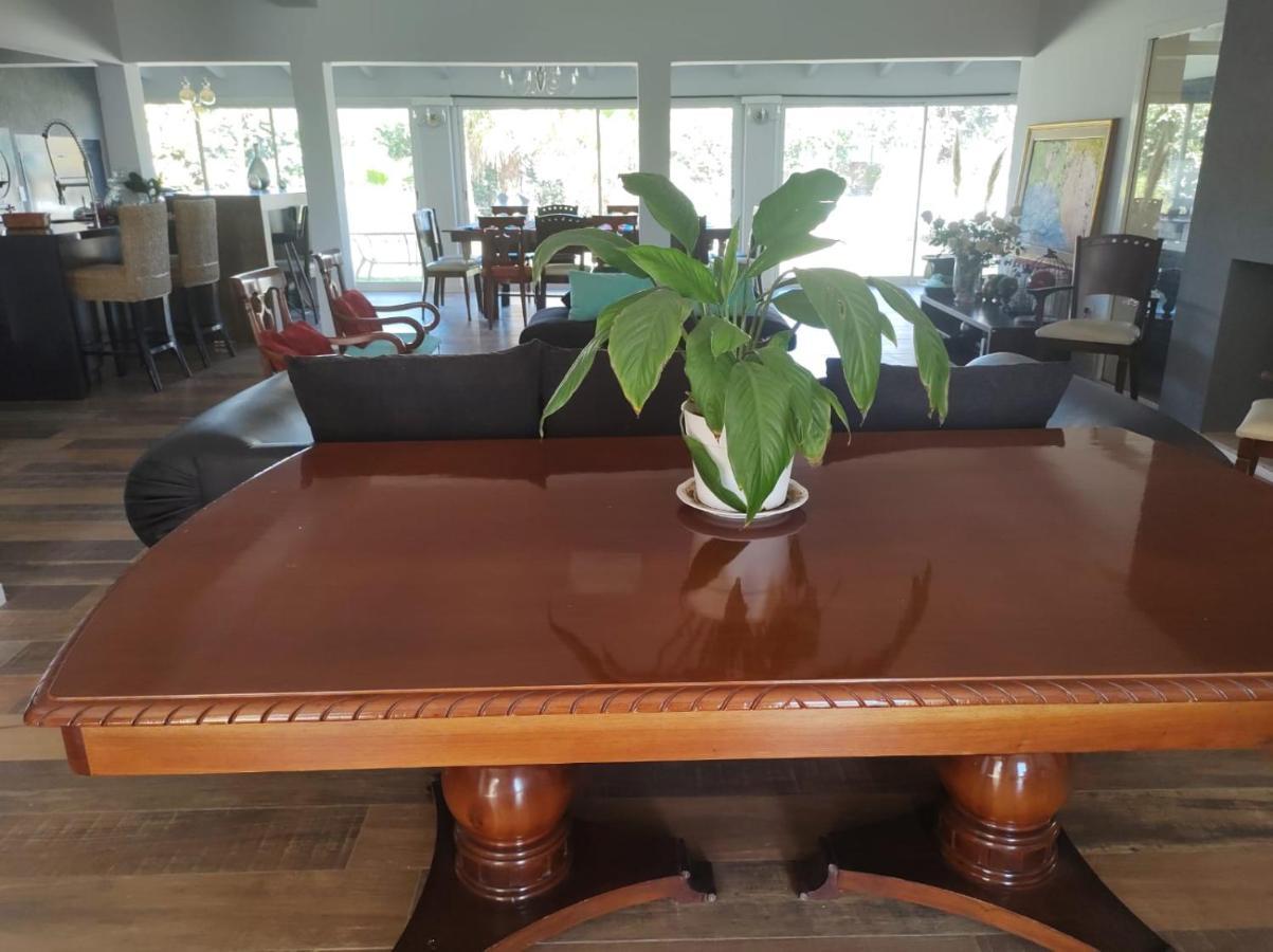 Casa 6 A Malibu 3Km Del Aeropuerto Podes Dejar Tu Auto Villa Allende Eksteriør billede